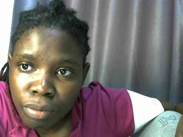 Queenbeea webcam