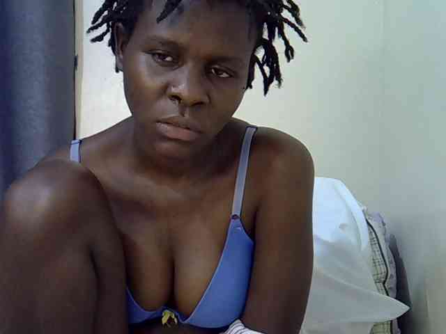 Queenbeea webcam