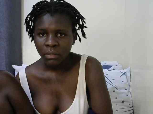Queenbeea webcam