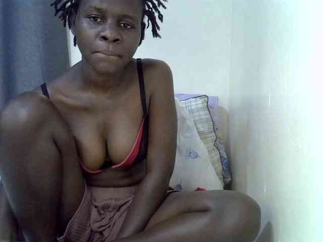 Queenbeea webcam