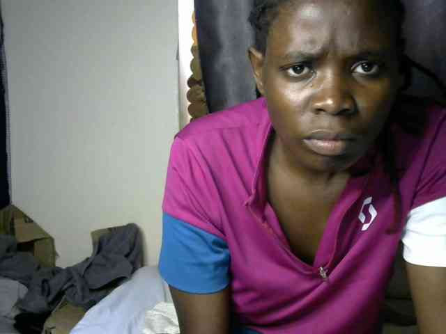 Queenbeea webcam