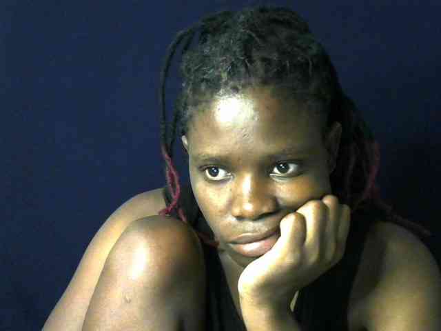 Queenbeea webcam