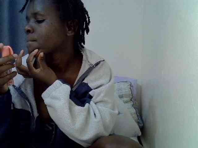 Queenbeea webcam