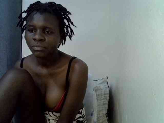 Queenbeea webcam