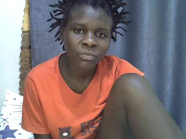 Queenbeea webcam