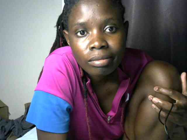 Queenbeea webcam