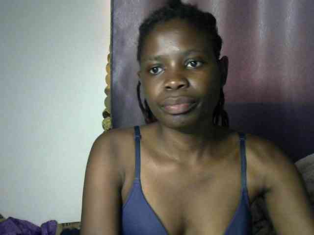 Queenbeea webcam