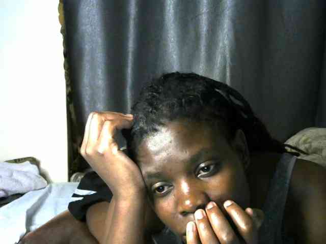 Queenbeea webcam