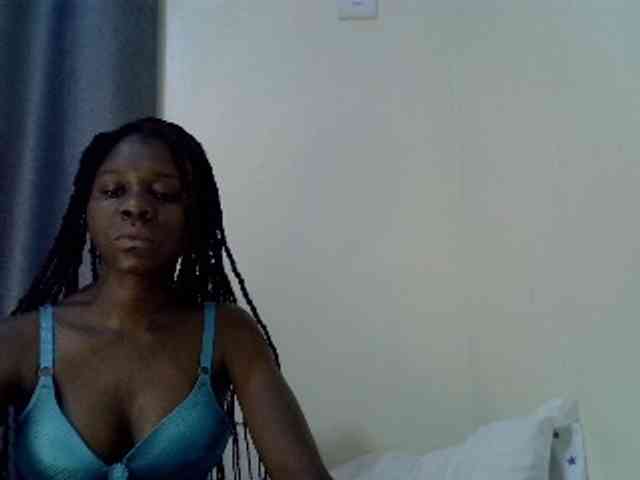 Queenbeea webcam