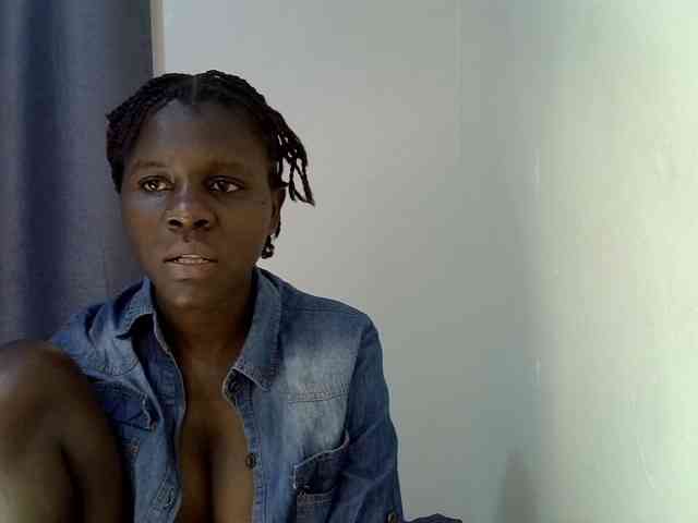 Queenbeea
