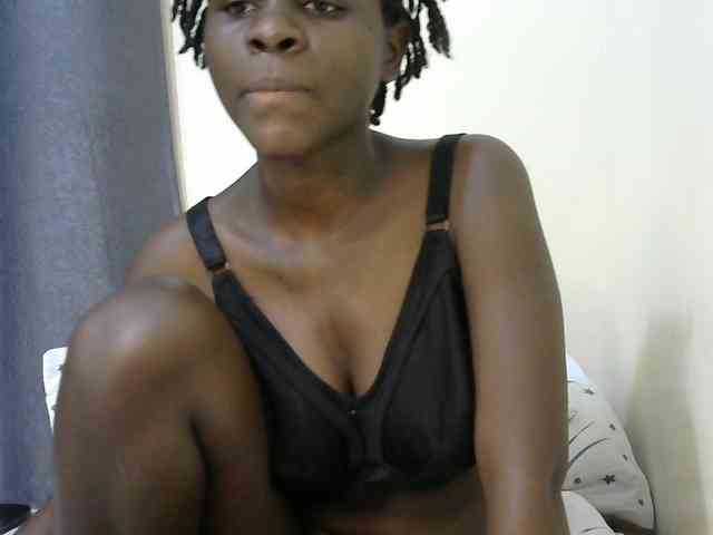 Queenbeea webcam