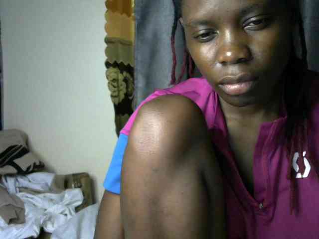 Queenbeea webcam
