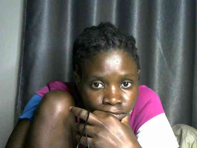Queenbeea webcam