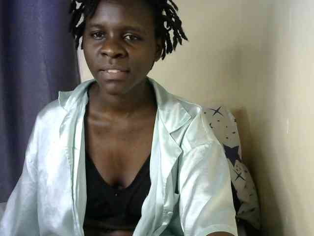 Queenbeea webcam