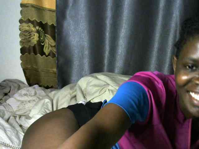 Queenbeea webcam