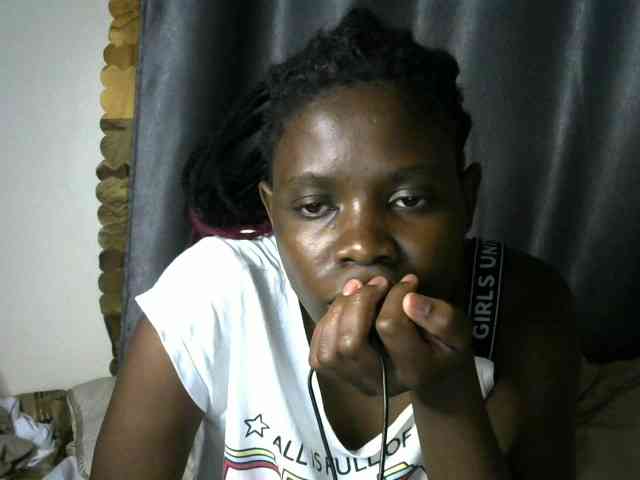 Queenbeea webcam