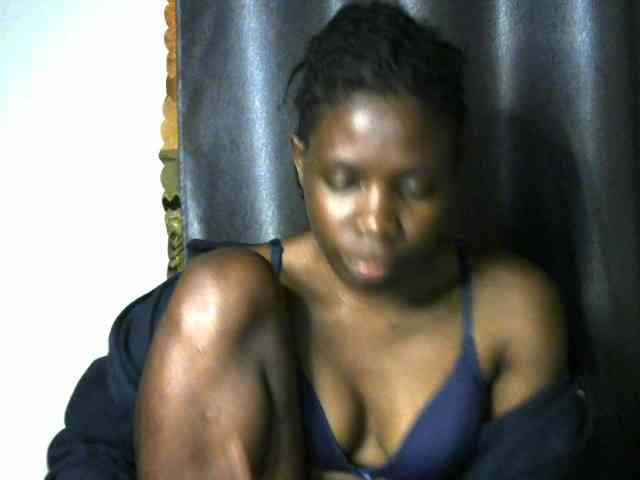 Queenbeea webcam