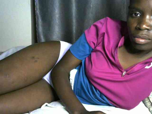 Queenbeea webcam