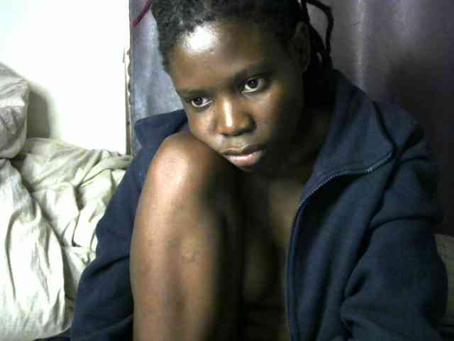 Queenbeea webcam