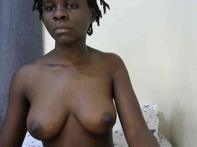 Queenbeea webcam