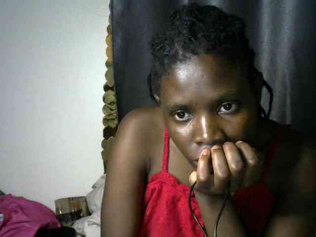 Queenbeea webcam