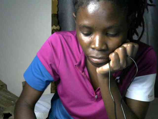Queenbeea webcam