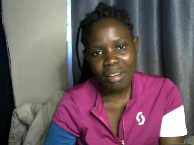 Queenbeea webcam