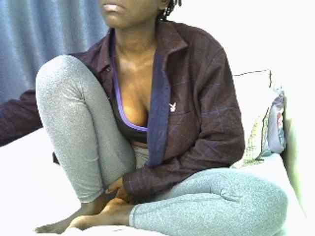 Queenbeea webcam
