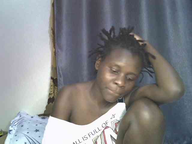 Queenbeea webcam
