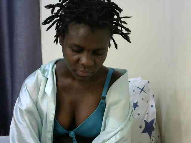 Queenbeea webcam