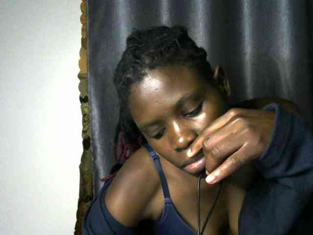 Queenbeea webcam