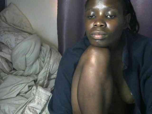 Queenbeea webcam