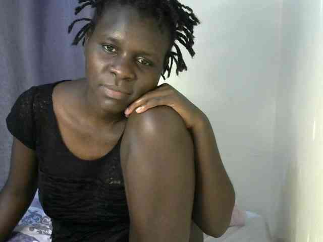 Queenbeea webcam
