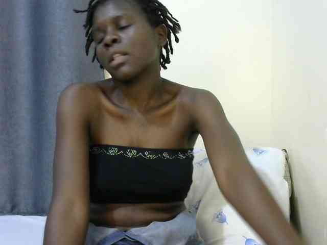 Queenbeea webcam