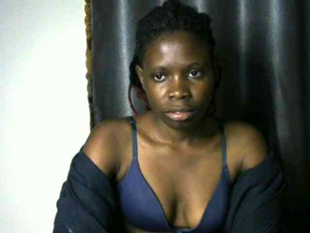 Queenbeea webcam