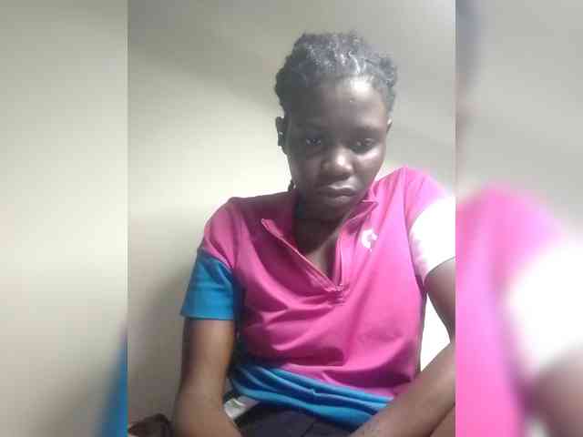 Queenbeea webcam