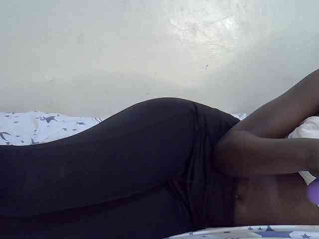 Queenbeea webcam