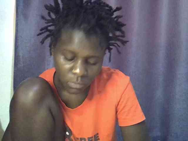 Queenbeea webcam