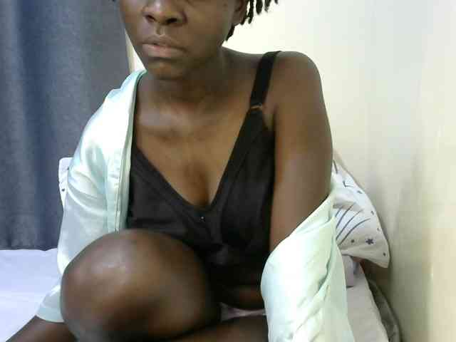 Queenbeea webcam