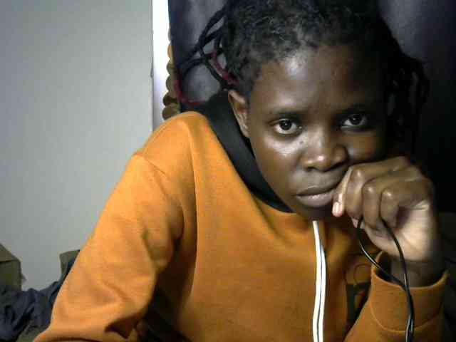 Queenbeea webcam