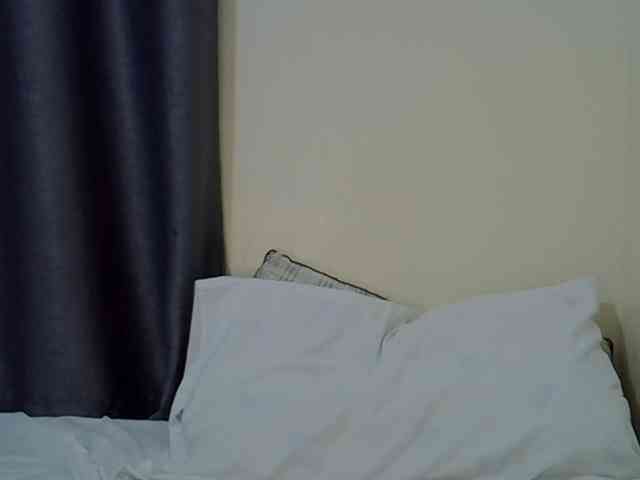 Queenbeea webcam