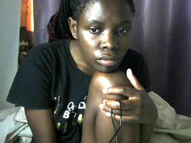 Queenbeea webcam
