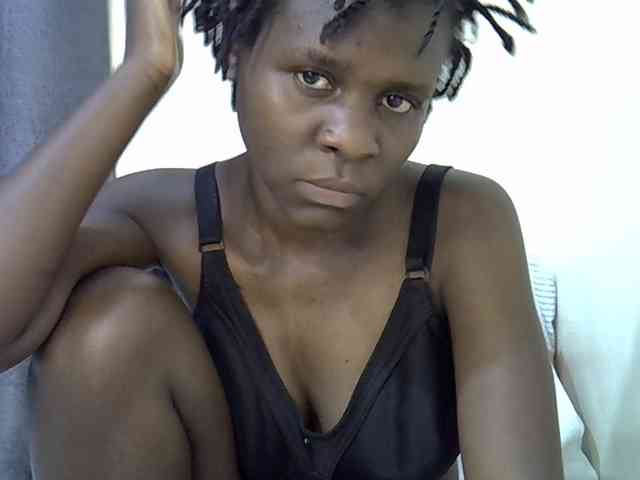 Queenbeea webcam