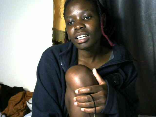 Queenbeea webcam