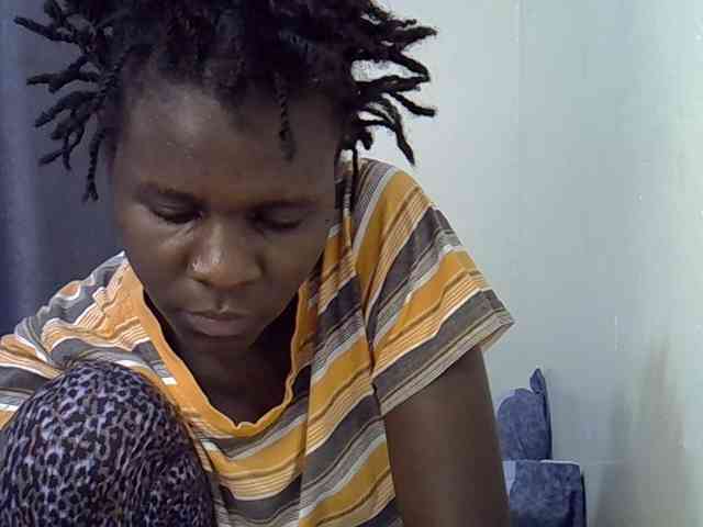 Queenbeea webcam