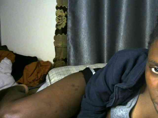 Queenbeea webcam