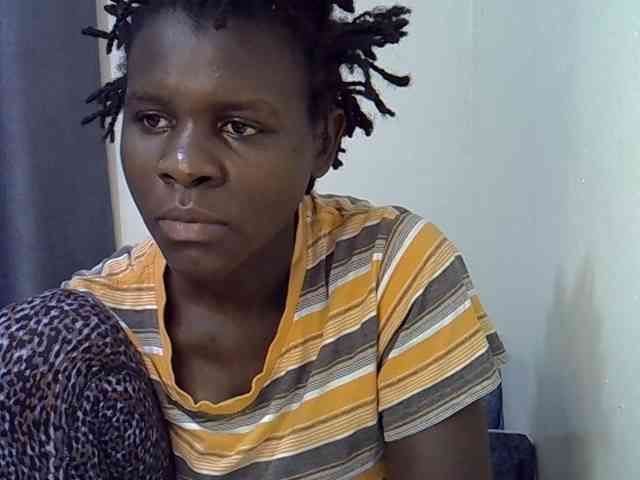 Queenbeea webcam