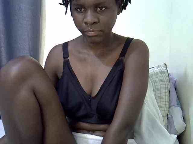 Queenbeea webcam