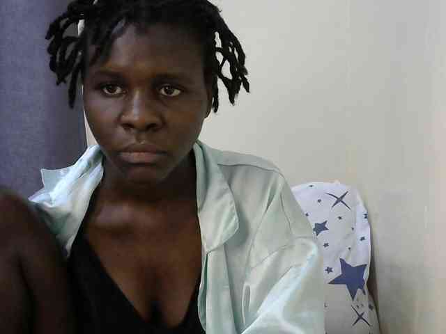 Queenbeea webcam