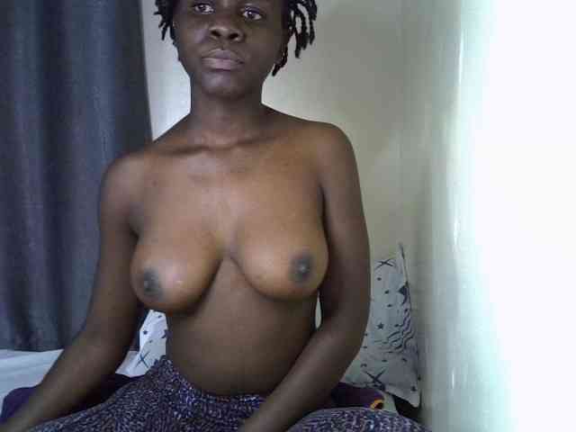 Queenbeea webcam